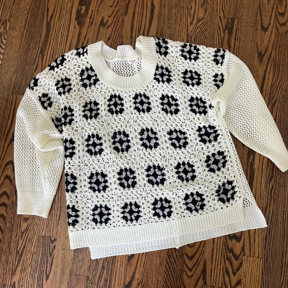 POL Black and White Patterned Women's Sweater